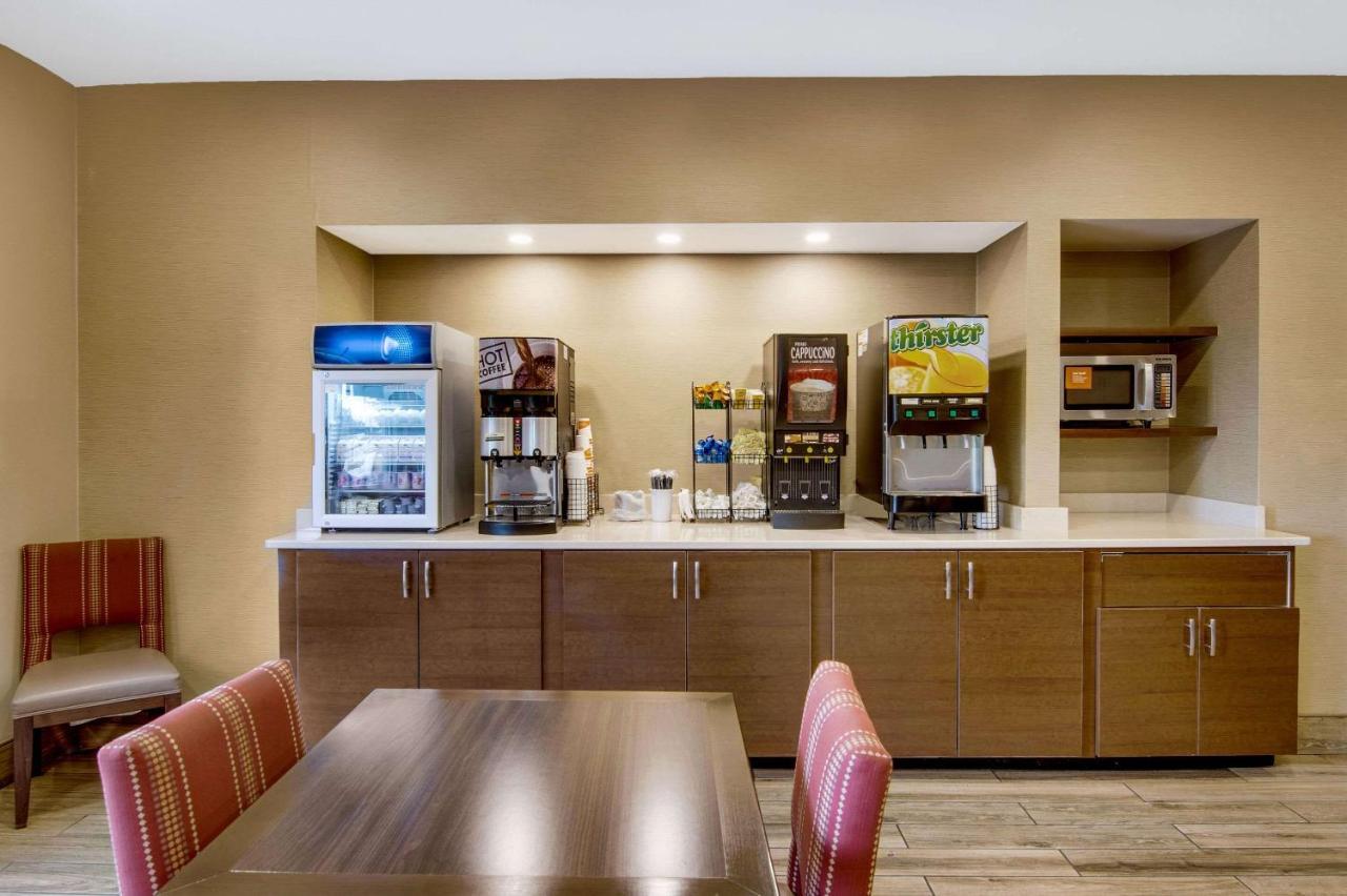 Comfort Inn Airport Роанок Экстерьер фото
