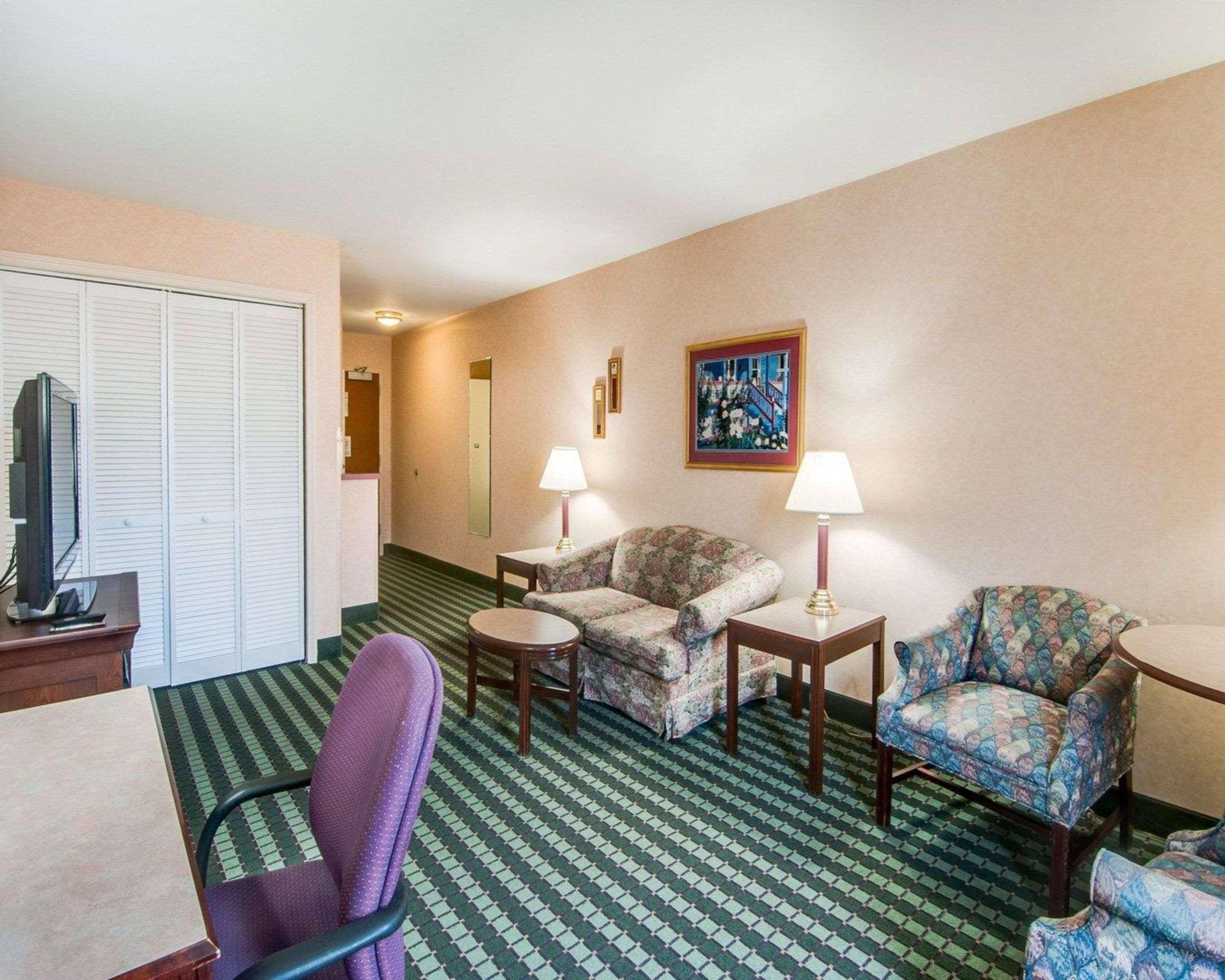 Comfort Inn Airport Роанок Экстерьер фото