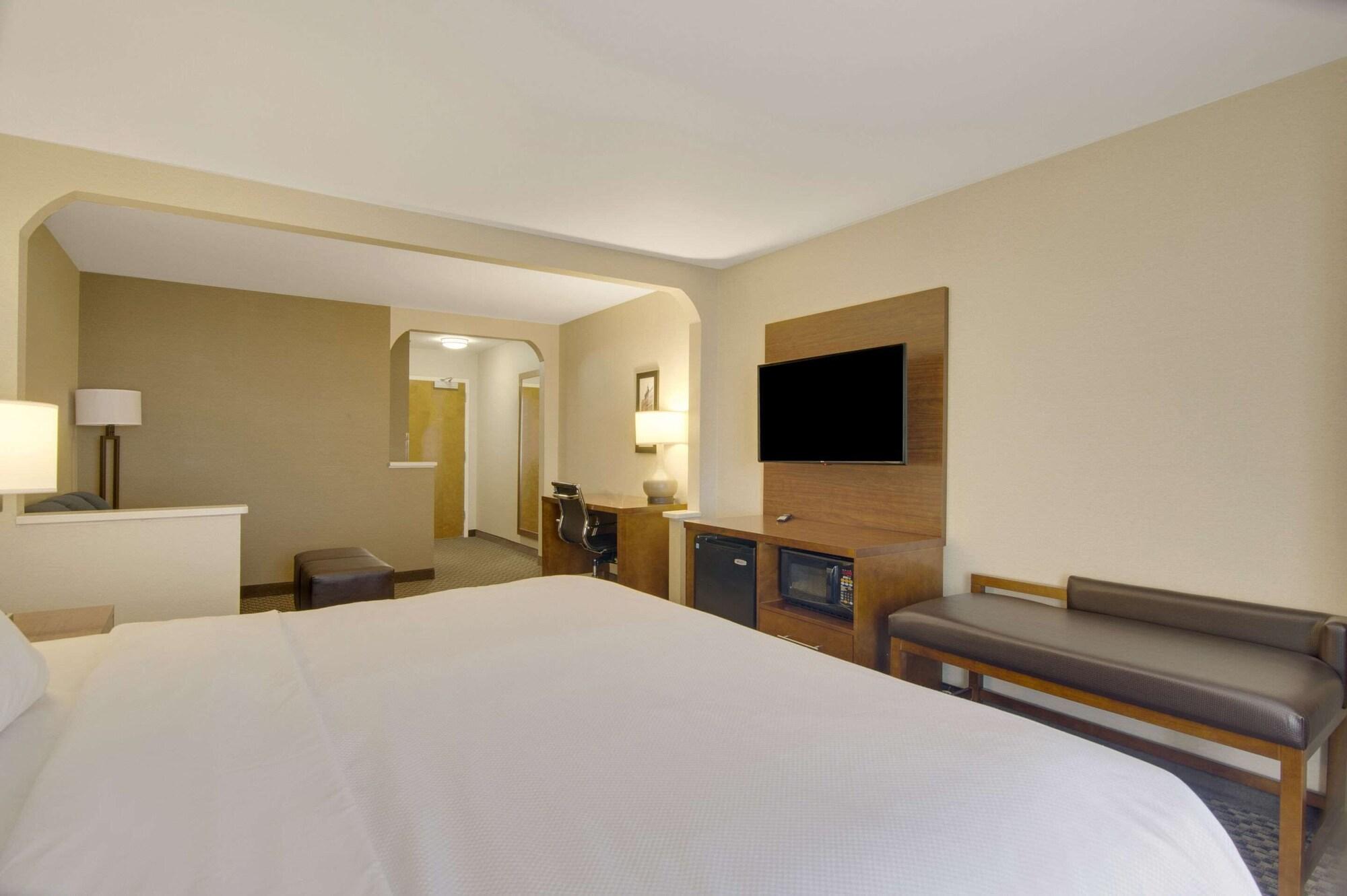 Comfort Inn Airport Роанок Экстерьер фото