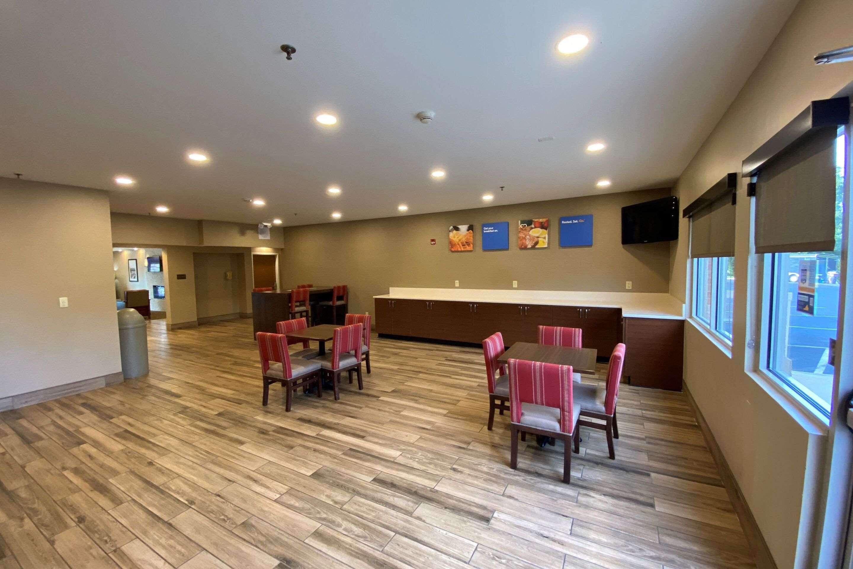 Comfort Inn Airport Роанок Экстерьер фото